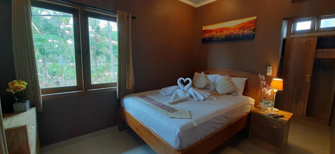 The Point Surfcamp Bali Hotel Pulukan Buitenkant foto