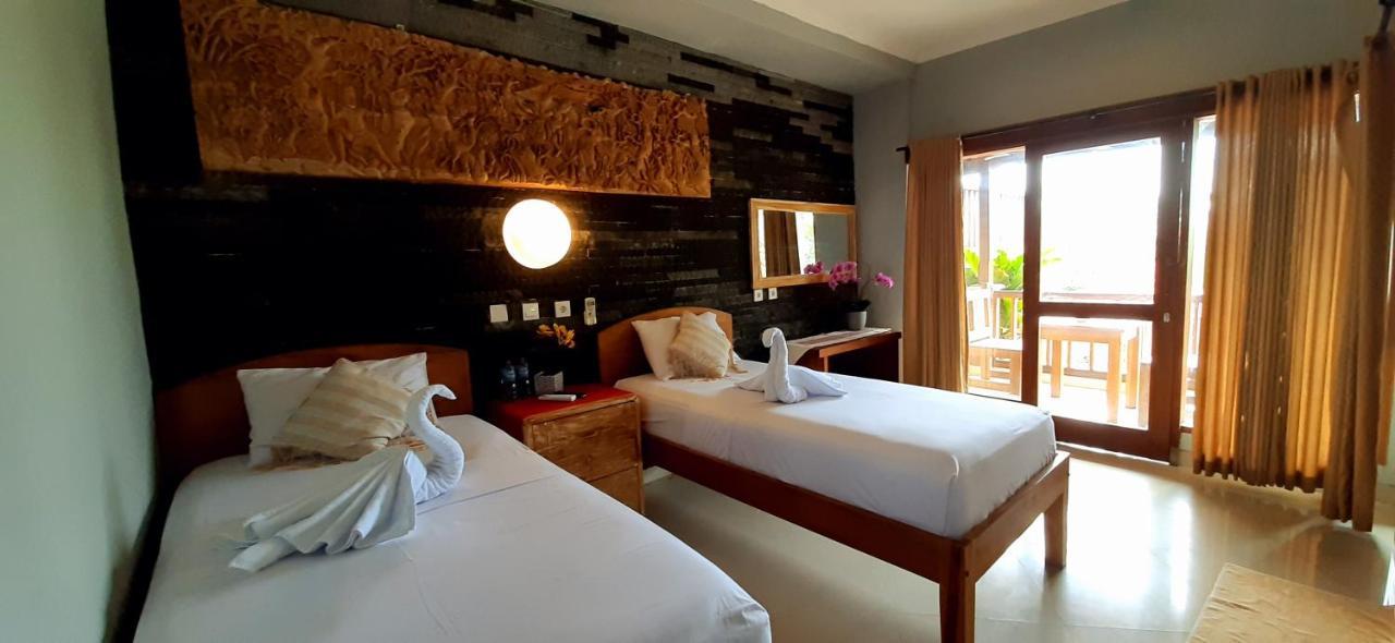 The Point Surfcamp Bali Hotel Pulukan Buitenkant foto